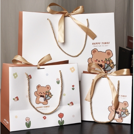 Fancy Gift Bags Logo Clothing Packaging Handle Shopping Cute Paper Bags With Logo 