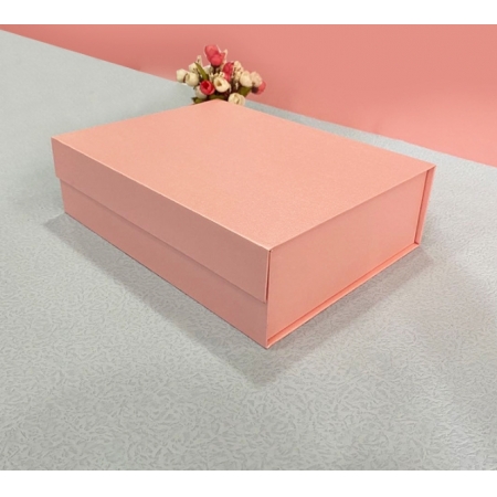 Box With Magnetic Closure For Cosmetic Product Paper Folding Gift Packaging Clothing 