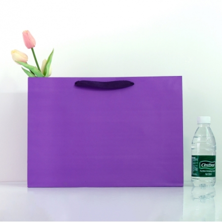 Purple Packaging Paper Bag Boxes For Gifts Clothing Bag With Rope Handle 