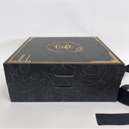 Custom Boxes With Logo Packaging Collapsible Black Gift With Magnetic Cosure 